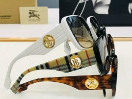 Picture of Versace Sunglasses _SKUfw56894827fw